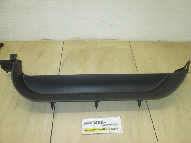 NOTRANJA OBLOGA PRAGA  OEM N. 8200075172 ORIGINAL REZERVNI DEL RENAULT ESPACE / GRAND ESPACE JK0/1 MK4 (05/2003 - 08/2006) DIESEL LETNIK 2005