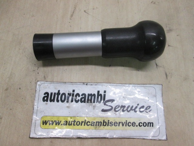 16 ENOJNI PRESTAVNI GUMB OEM N. MN178048XA ORIGINAL REZERVNI DEL MITSUBISHI COLT Z30 Z3_A Z2_A MK6 (2004 - 2009) BENZINA LETNIK 2006