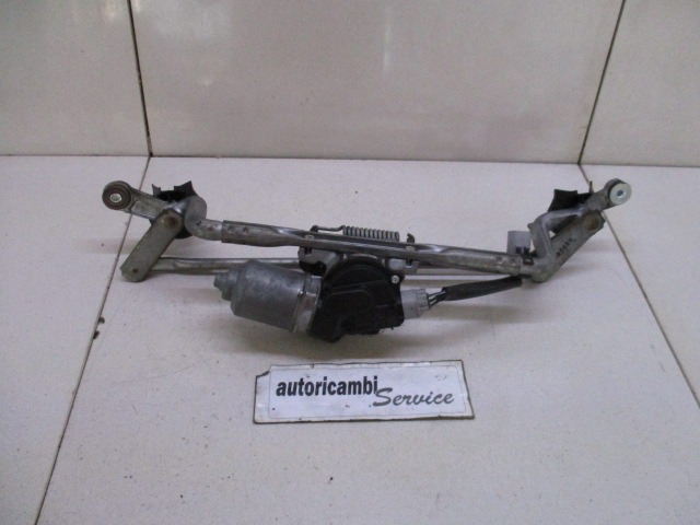 MOTORCEK PREDNJIH BRISALCEV OEM N. 85100-0F030 ORIGINAL REZERVNI DEL TOYOTA VERSO P12 R2 (2009 - 2018) DIESEL LETNIK 2009