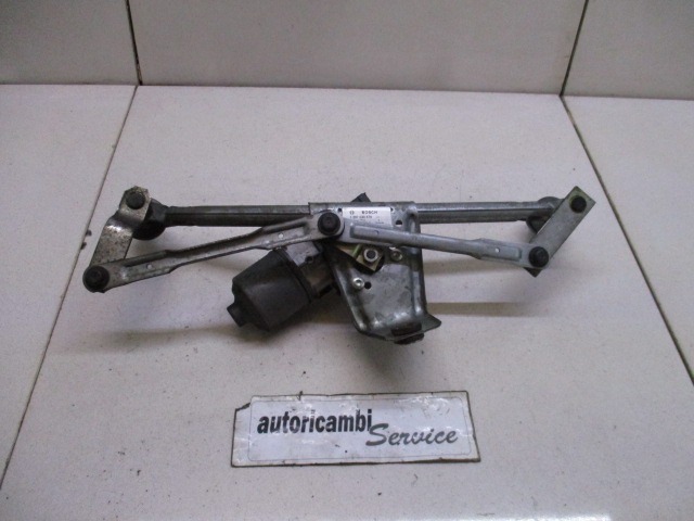 MOTORCEK PREDNJIH BRISALCEV OEM N. 390241523 ORIGINAL REZERVNI DEL PEUGEOT 206 / 206 CC 2A/C 2D 2E/K R (2003 - 10/2008) BENZINA LETNIK 2006