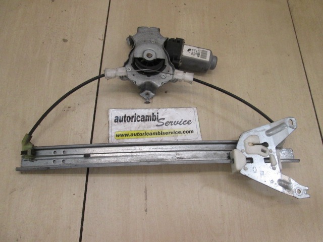 MOTORCEK ELEKTRICNEGA POMIKA ZADNJEGA STEKLA  OEM N. 82701AV710 ORIGINAL REZERVNI DEL NISSAN PRIMERA P12E (01/2002 - 10/2006) DIESEL LETNIK 2002