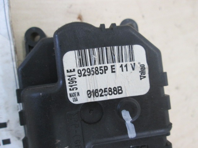 MOTORCEK OGREVANJA OEM N. 0162588B ORIGINAL REZERVNI DEL JEEP GRAND CHEROKEE WH WK MK3 (05/2005-08/2008) DIESEL LETNIK 2007