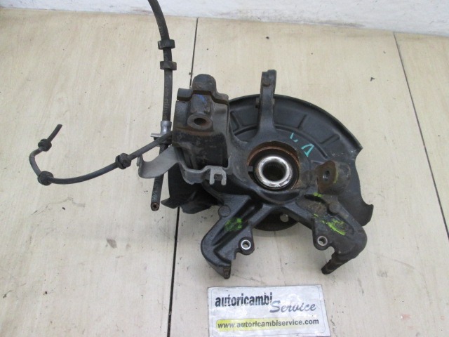 VRTLJIVI LEZAJ DESNO / PESTO KOLESA Z LEZAJEM SPREDAJ OEM N. 6Q0407256T ORIGINAL REZERVNI DEL VOLKSWAGEN POLO 9N R (2005 - 10/2009) BENZINA LETNIK 2008