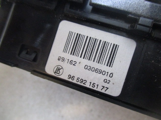 STIKALO VARNOSTNIH ZMIGAVCEV  OEM N. 9659215177 ORIGINAL REZERVNI DEL PEUGEOT 308 4A 4B 4C 4E 4H MK1 BER/SW/CC (2007 - 2013) DIESEL LETNIK 2009