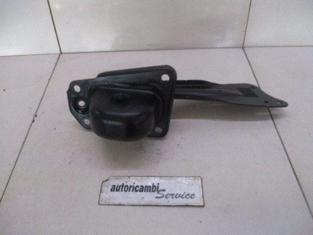 ZADNJA DESNA ROKA  OEM N. 1K0505129 ORIGINAL REZERVNI DEL VOLKSWAGEN GOLF V 1K1 1K5 MK5 BER/SW (02/2004-11/2008) DIESEL LETNIK 2004