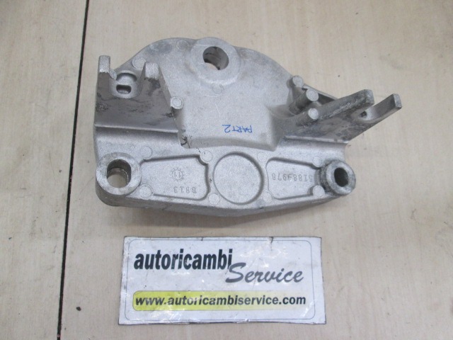 NOSILCI MOTORJA/DRUGO OEM N. 735564115 ORIGINAL REZERVNI DEL FIAT 500 L CINQUECENTO L L0 (2012-2017) DIESEL LETNIK 2013