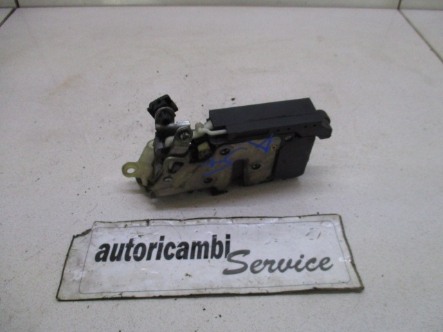 CENTRALNO ZAKLEPANJE PREDNIH LEVIH VRAT OEM N. 60692261 ORIGINAL REZERVNI DEL ALFA ROMEO 156 932 BER/SW (1997 - 03/2000)DIESEL LETNIK 1999