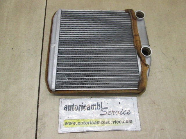 GRELEC RADIATORJA OEM N. 55702423 ORIGINAL REZERVNI DEL OPEL CORSA D S07 (2006 - 2011) BENZINA LETNIK 2010