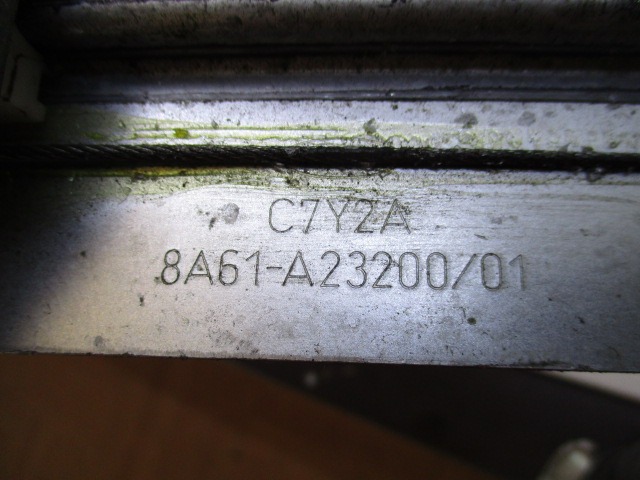 MEHANIZEM DVIGA SPREDNJIH STEKEL  OEM N. 8A61-A23200 ORIGINAL REZERVNI DEL FORD FIESTA CB1 CNN MK6 (09/2008 - 11/2012) DIESEL LETNIK 2010