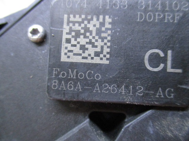 CENTRALNO ZAKLEPANJE ZADNJIH DESNIH VRAT OEM N. 8A6A-A26412 ORIGINAL REZERVNI DEL FORD FIESTA CB1 CNN MK6 (09/2008 - 11/2012) DIESEL LETNIK 2010