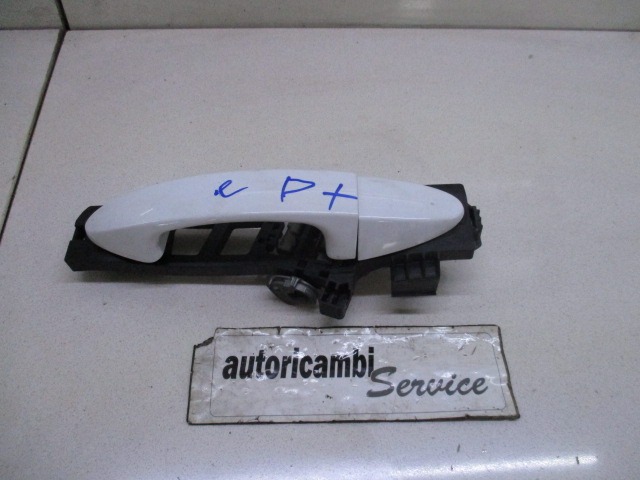 ZUNANJA KLJUKA ZADNJA DESNA VRATA OEM N. 1767138 ORIGINAL REZERVNI DEL FORD FIESTA CB1 CNN MK6 (09/2008 - 11/2012) DIESEL LETNIK 2010