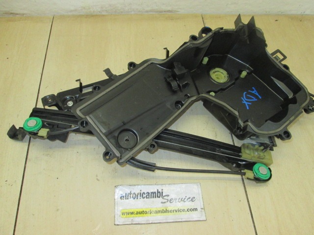 MEHANIZEM VETROBRANSKEGA STEKLA PREDNJIH VRAT OEM N. 1P0837462A ORIGINAL REZERVNI DEL SEAT LEON 1P1 MK2 (2005 - 2012) BENZINA LETNIK 2007