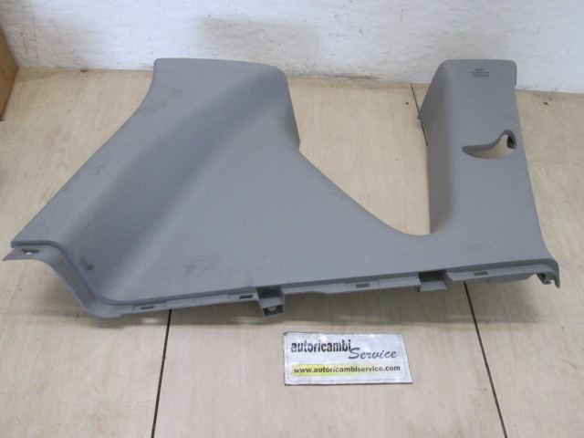 OEM N. 6247042110B0 ORIGINAL REZERVNI DEL TOYOTA RAV 4 A3 MK3 (2006 - 03/2009) DIESEL LETNIK 2008