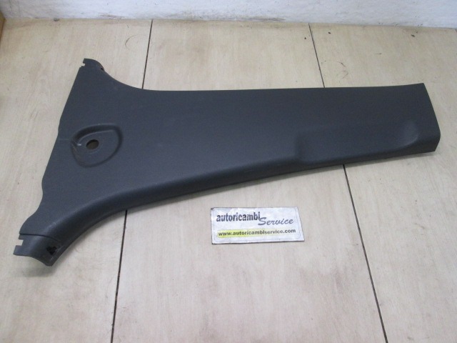 6241442040 RIVESTIMENTO MONTANTE CENTRALE INFERIORE LATO SINISTRO TOYOTA RAV4 2.2 D 6M 5P 100KW (2008) RICAMBIO USATO