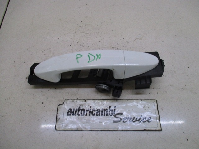 ZUNANJA KLJUKA ZADNJA DESNA VRATA OEM N. 1767138 ORIGINAL REZERVNI DEL FORD FIESTA CB1 CNN MK6 (09/2008 - 11/2012) DIESEL LETNIK 2009