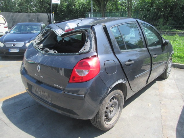 RENAULT CLIO 1.5 D 63KW 5M 5P (2006) RICAMBI IN MAGAZZINO 