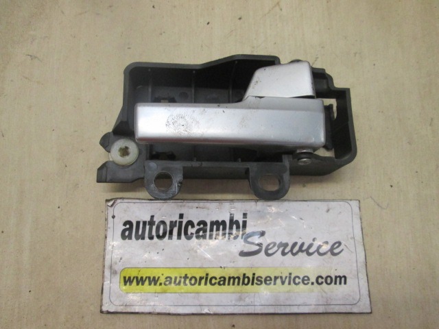 NOTRANJA KLJUKA  OEM N. 3M51-R22600-BC ORIGINAL REZERVNI DEL FORD FOCUS DA HCP DP MK2 BER/SW (2005 - 2008) DIESEL LETNIK 2006