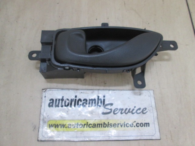 NOTRANJA KLJUKA  OEM N. 80671JY ORIGINAL REZERVNI DEL RENAULT KOLEOS HY MK1 (2008 - 2011) DIESEL LETNIK 2010