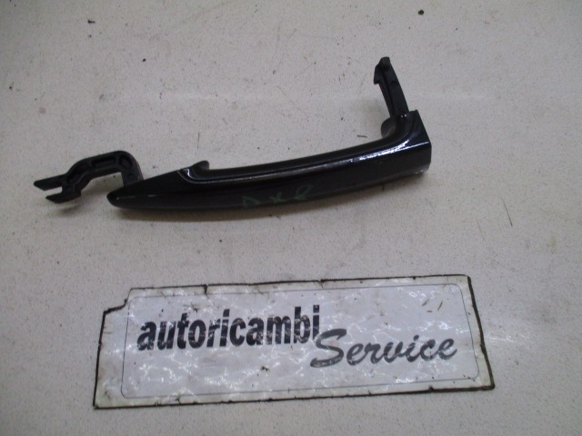 ZUNANJA KLJUKA ZADNJA DESNA VRATA OEM N. 51217060652 ORIGINAL REZERVNI DEL BMW SERIE 1 BER/COUPE/CABRIO E81/E82/E87/E88 (2003 - 2007) BENZINA LETNIK 2005