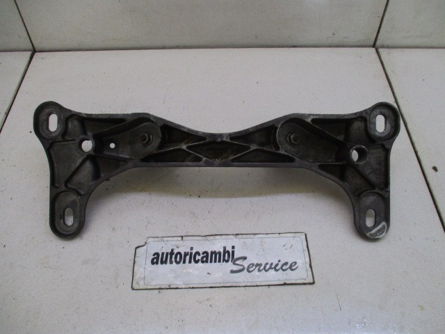 NOSILCI MOTORJA/DRUGO OEM N. SUPPORTO ORIGINAL REZERVNI DEL BMW SERIE 1 BER/COUPE/CABRIO E81/E82/E87/E88 (2003 - 2007) BENZINA LETNIK 2005