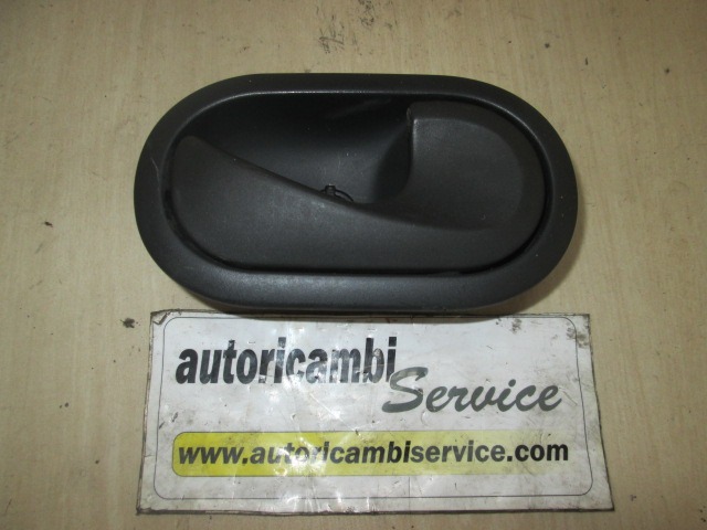 NOTRANJA KLJUKA  OEM N. 8200310580 ORIGINAL REZERVNI DEL RENAULT CLIO BR0//1 CR0/1 KR0/1 MK3 (2005 - 05/2009) DIESEL LETNIK 2006