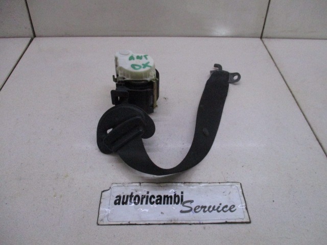 VARNOSTNI PAS OEM N. 72119117220 ORIGINAL REZERVNI DEL BMW SERIE 1 BER/COUPE/CABRIO E81/E82/E87/E88 (2003 - 2007) DIESEL LETNIK 2005