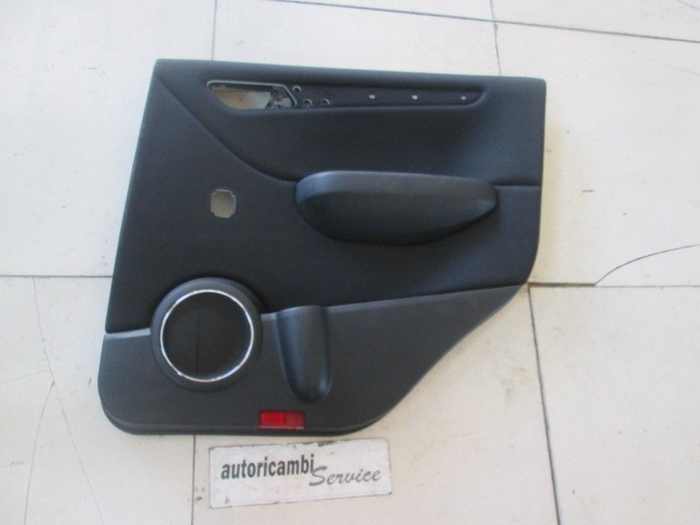 VRATNI PANEL OEM N. PNPDTMBCLASBW245BR5P ORIGINAL REZERVNI DEL MERCEDES CLASSE B W245 T245 5P (2005 - 2011) DIESEL LETNIK 2005