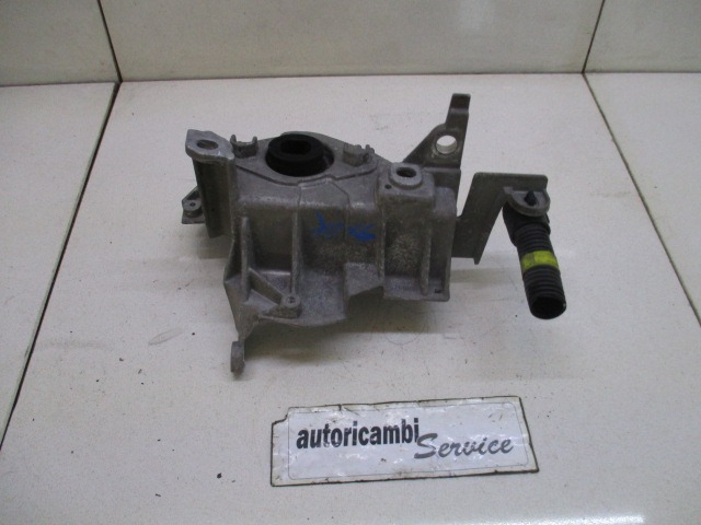 NOSILCI MOTORJA/DRUGO OEM N.  ORIGINAL REZERVNI DEL RENAULT CLIO BB CB MK2 R / CLIO STORIA (05/2001 - 2012) DIESEL LETNIK 2003