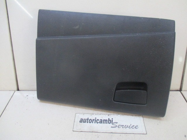 PREDAL ZA DOKUMENTE OEM N. 735352903 ORIGINAL REZERVNI DEL LANCIA Y YPSILON 843 (2003-2006) DIESEL LETNIK 2006