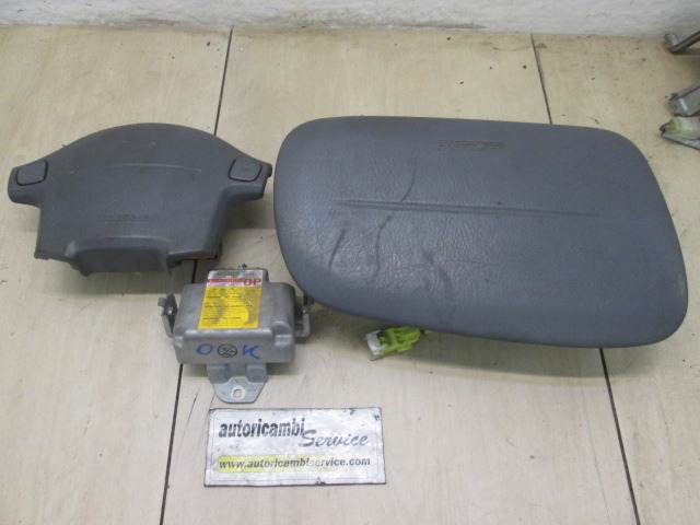 KIT AIRBAG KOMPLET OEM N. 8786 KIT AIRBAG COMPLETO ORIGINAL REZERVNI DEL DAIHATSU TERIOS J100 MK1 (1997 - 2005) BENZINA LETNIK 1998