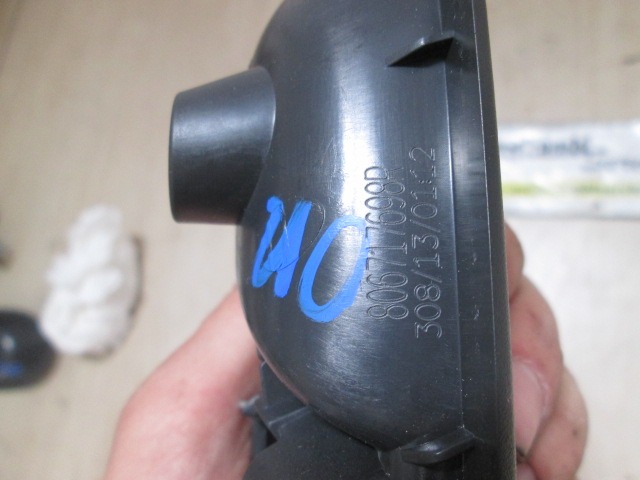 NOTRANJA KLJUKA  OEM N. 806717698R ORIGINAL REZERVNI DEL DACIA SANDERO / SANDERO STEPWAY MK2 (2012 - 2016) BENZINA LETNIK 2013