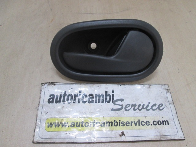 NOTRANJA KLJUKA  OEM N. 826721919R ORIGINAL REZERVNI DEL DACIA SANDERO / SANDERO STEPWAY MK2 (2012 - 2016) BENZINA LETNIK 2013