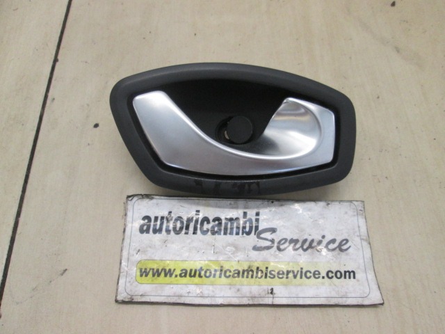 NOTRANJA KLJUKA  OEM N. 826720001R ORIGINAL REZERVNI DEL RENAULT MEGANE MK3 BZ0/1 B3 DZ0/1 KZ0/1 BER/SPORTOUR/ESTATE (2009 - 2015) DIESEL LETNIK 2010