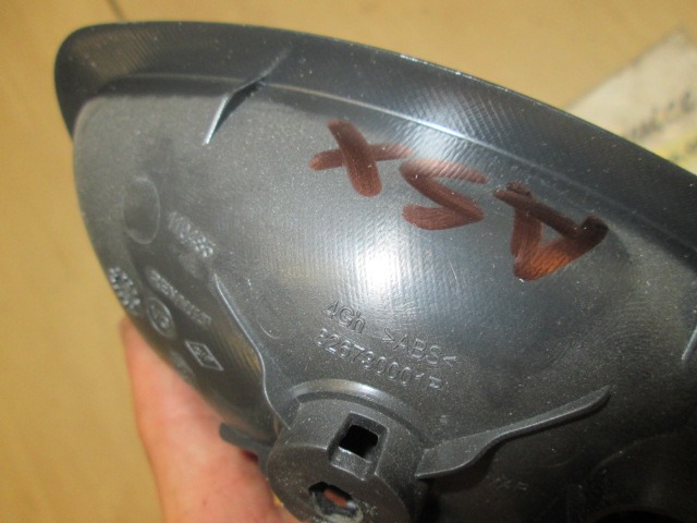 NOTRANJA KLJUKA  OEM N. 826730001R ORIGINAL REZERVNI DEL RENAULT MEGANE MK3 BZ0/1 B3 DZ0/1 KZ0/1 BER/SPORTOUR/ESTATE (2009 - 2015) DIESEL LETNIK 2010