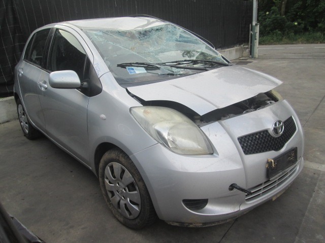 TOYOTA YARIS 1.4 D 66KW AUT 5P (2007) RICAMBI IN MAGAZZINO 