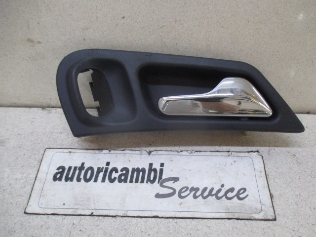 NOTRANJA KLJUKA  OEM N. A3183 ORIGINAL REZERVNI DEL MERCEDES CLASSE C W203 BER/SW (2000 - 2007) DIESEL LETNIK 2005