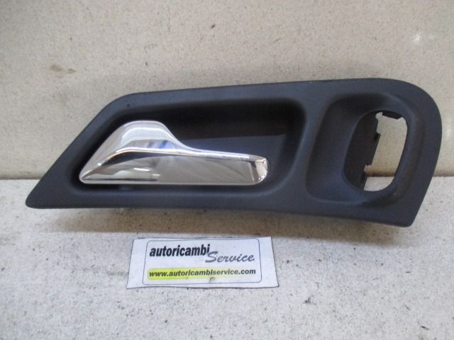 NOTRANJA KLJUKA  OEM N. 20373703887241 ORIGINAL REZERVNI DEL MERCEDES CLASSE C W203 BER/SW (2000 - 2007) DIESEL LETNIK 2005