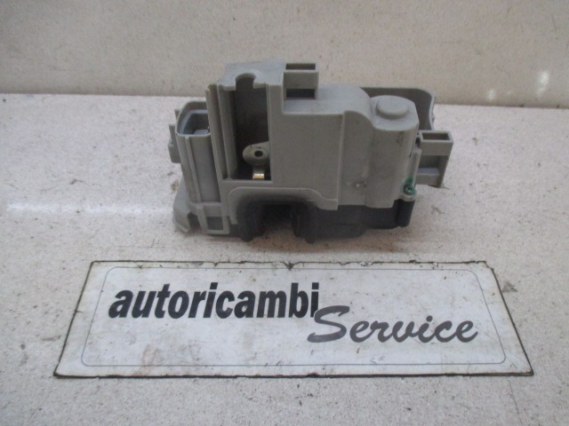 CENTRALNA KLJUCAVNICA ZADJIH LEVIH VRAT OEM N. 51827960 ORIGINAL REZERVNI DEL FIAT BRAVO 198 (02/2007 - 2010) BENZINA LETNIK 2008