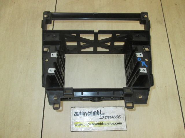 ARMATURNA PLO?CA OEM N. 51457034118 ORIGINAL REZERVNI DEL BMW SERIE 5 E60 E61 (2003 - 2010) DIESEL LETNIK 2005