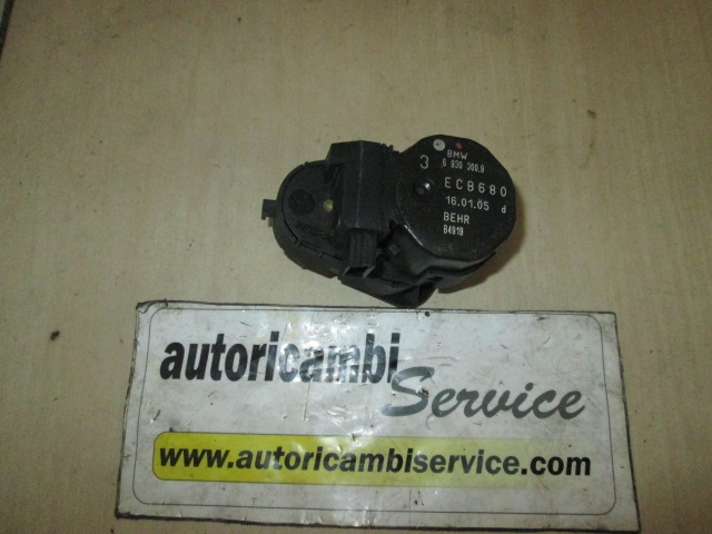 MOTORCEK OGREVANJA OEM N. 6930300 ORIGINAL REZERVNI DEL BMW SERIE 5 E60 E61 (2003 - 2010) DIESEL LETNIK 2005