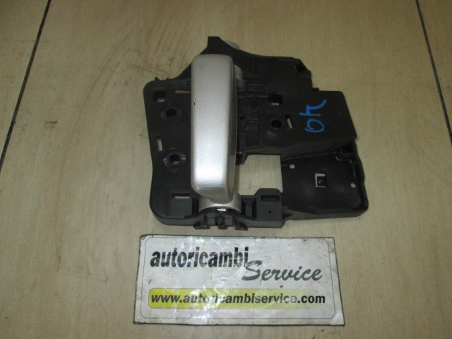 NOTRANJA KLJUKA  OEM N. 9682100777 ORIGINAL REZERVNI DEL CITROEN BERLINGO MK2 (2008 -2018) DIESEL LETNIK 2012