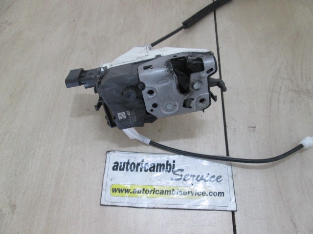 CENTRALNI ZAKLEP SPREDNJIH VRAT  OEM N. A01851 ORIGINAL REZERVNI DEL CITROEN BERLINGO MK2 (2008 -2018) DIESEL LETNIK 2012