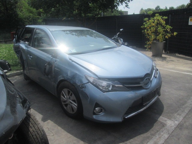 TOYOTA AURIS 1.8 I 5P AUT 73KW (2013) RICAMBI IN MAGAZZINO