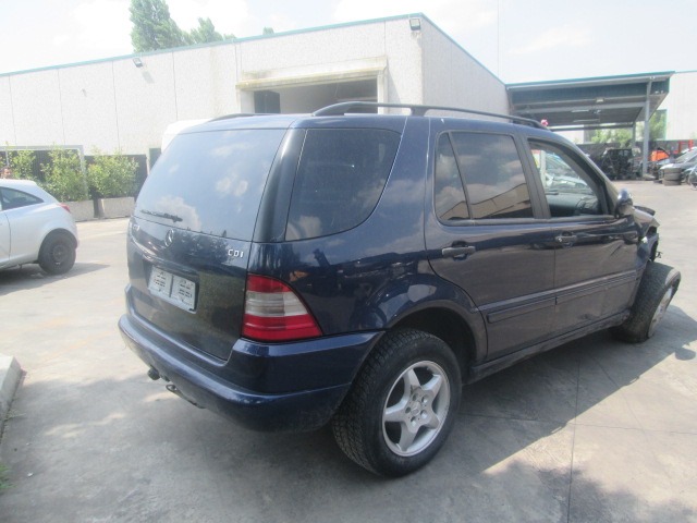 MERCEDES ML 2.7 D 4X4 5P 6M 120KW (2001) RICAMBI IN MAGAZZINO 