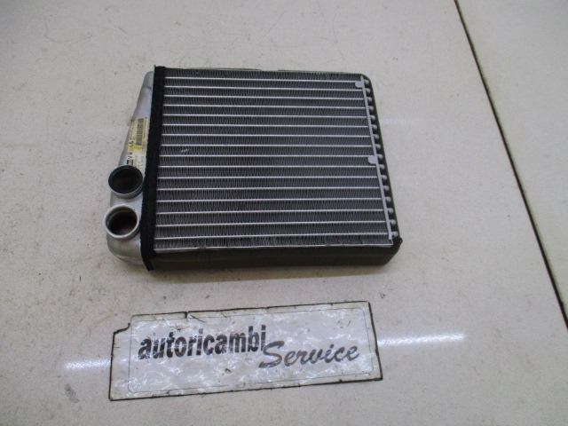 GRELEC RADIATORJA OEM N. 1K0819031 ORIGINAL REZERVNI DEL VOLKSWAGEN GOLF V 1K1 1K5 MK5 BER/SW (02/2004-11/2008) DIESEL LETNIK 2004