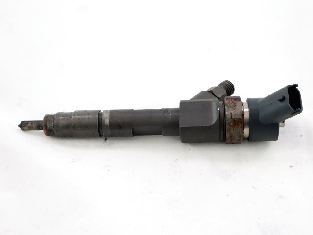 INJEKTORJI DIESEL OEM N. 8200100272 ORIGINAL REZERVNI DEL RENAULT SCENIC/GRAND SCENIC JM0/1 MK2 (2003 - 2009) DIESEL LETNIK 2003