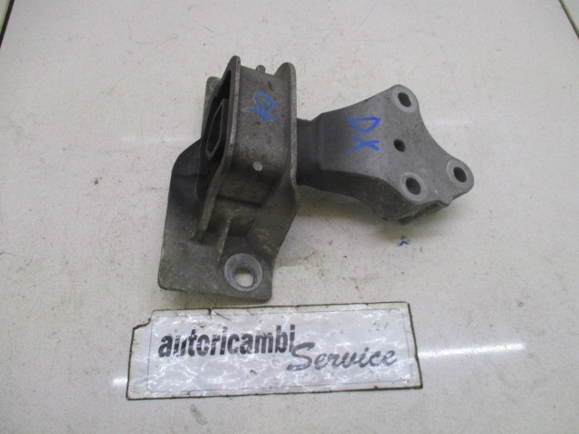 NOSILCI MOTORJA/DRUGO OEM N.  ORIGINAL REZERVNI DEL RENAULT CLIO BR0//1 CR0/1 KR0/1 MK3 R (05/2009 - 2013) BENZINA/GPL LETNIK 2012