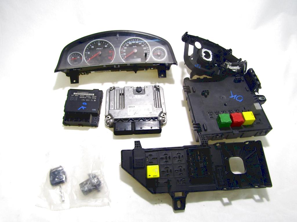 KOMPLET ODKLEPANJE IN VZIG  OEM N. 17945 KIT ACCENSIONE AVVIAMENTO ORIGINAL REZERVNI DEL OPEL VECTRA C Z02 BER/SW (2002 - 2006) DIESEL LETNIK 2004