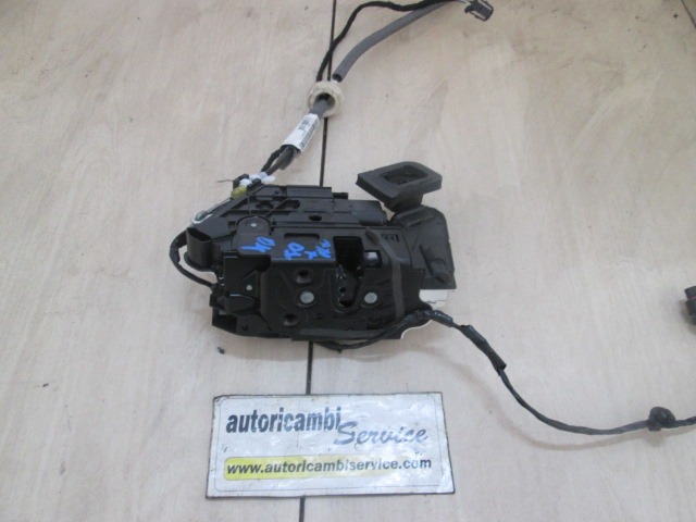 CENTRALNI ZAKLEP SPREDNJIH VRAT  OEM N. 5K1837016E ORIGINAL REZERVNI DEL VOLKSWAGEN GOLF VII 5G1 BQ1 BE1 BE2 BA5 BV5 MK7 (2012 - 2017)DIESEL LETNIK 2013