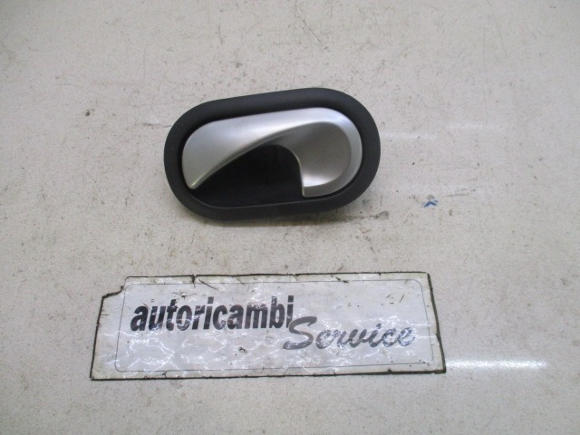 NOTRANJA KLJUKA  OEM N. 8201053833 ORIGINAL REZERVNI DEL RENAULT CLIO BR0//1 CR0/1 KR0/1 MK3 R (05/2009 - 2013) BENZINA/GPL LETNIK 2012